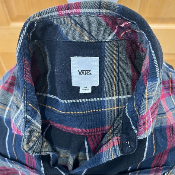 Vans Flannel Button Up Shirt Womens Medium Plaid Cotton Long Sleeve Collared - Picture 7 of 9